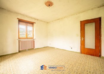 Stable - Palace Bagnolo Piemonte - photo 5