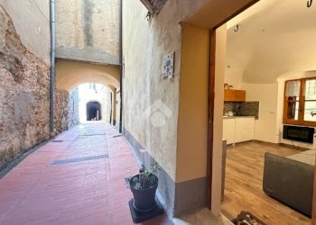 Rustico Via Ludovico Ariosto, Civezza - foto 4
