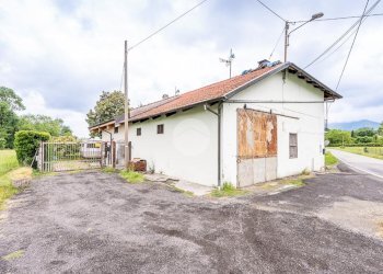 Semi-detached house Strada Villapet, Villanova Canavese - photo 31