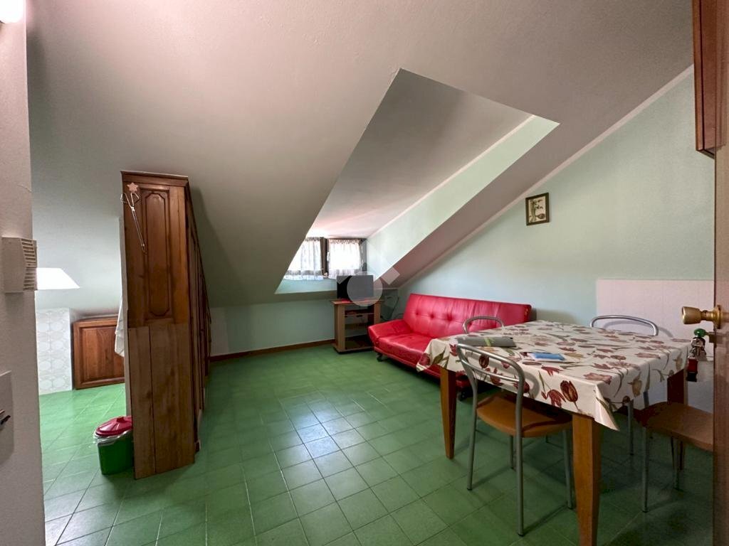 Two-room apartment Via Prever, Coazze - photo 1
