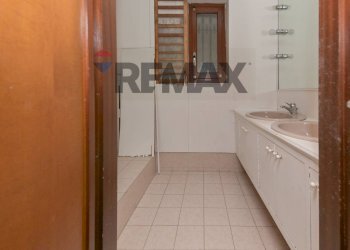 Bilocale strada consortile del Bellardo, 4 
 Precollina, Torino (zona Precollina) - foto 52