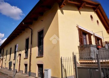 Three-room apartment Piazza del popolo, Rosta - photo 2