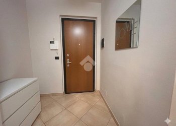 Three-room apartment Piazza del popolo, Rosta - photo 3