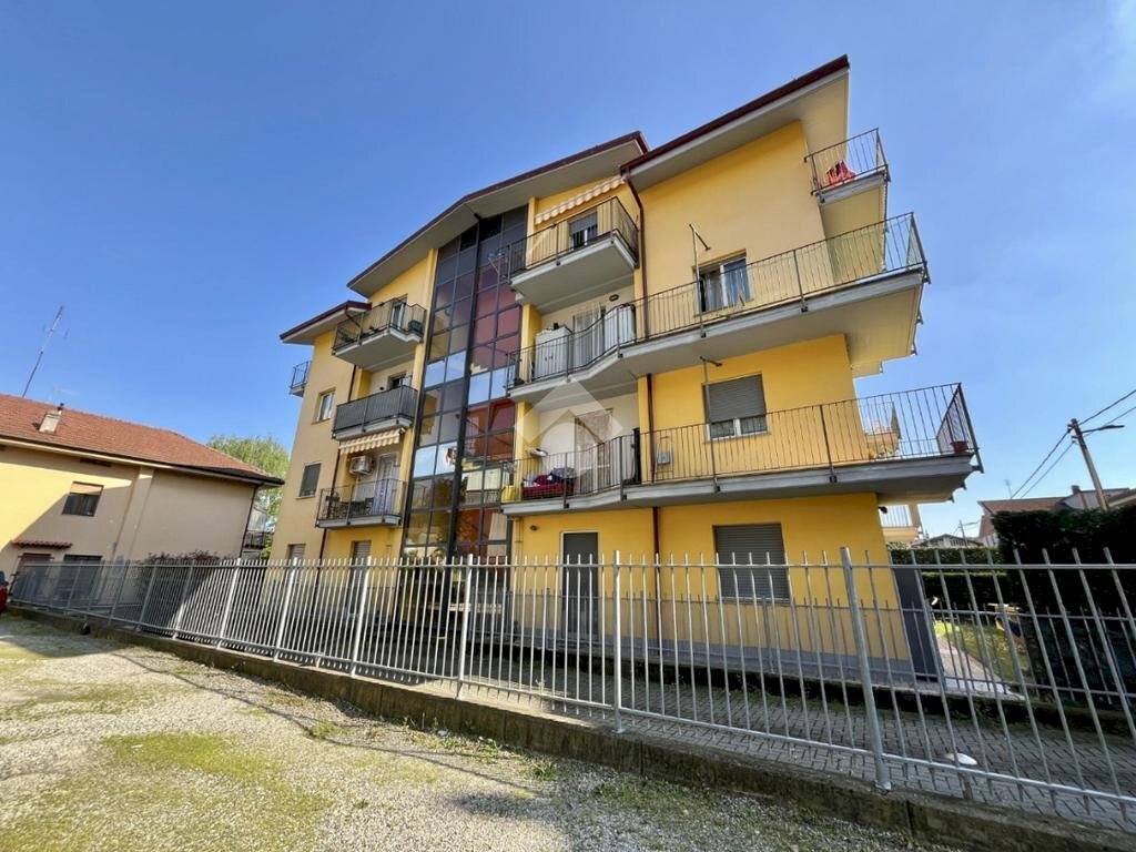 Two-room apartment Via Tenente Giovanni Raverdino, Castellamonte - photo 3