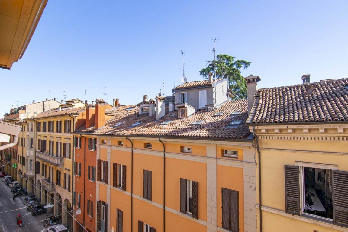 Three-room apartment via Santo Stefano 83, Bologna - photo 1