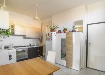 Trilocale via Santo Stefano 83, Bologna - foto 3