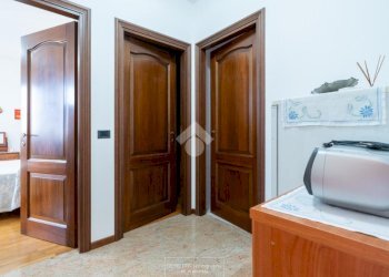 Three-room apartment Via della pace, Vignola - photo 19