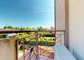 Two-room apartment Cento - photo 23