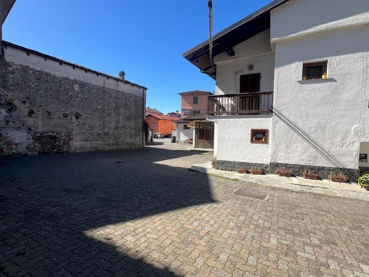 Independent house Montalto Dora - photo 3