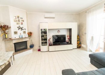 Four-room apartment Via De Gasperi, Leini - photo 6
