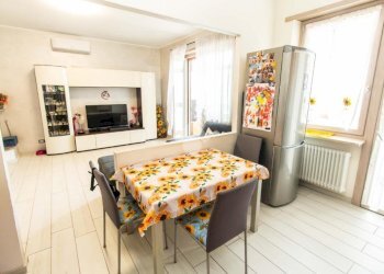 Four-room apartment Via De Gasperi, Leini - photo 10