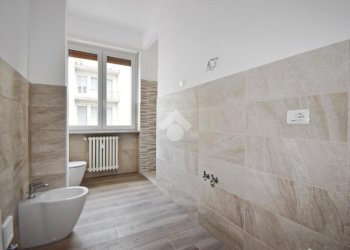 Apartment Corso massimo d'azeglio, Ivrea - photo 11