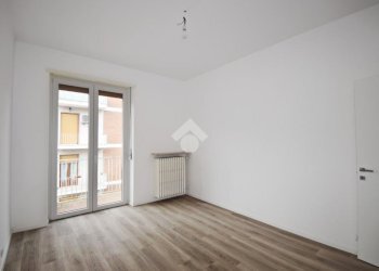 Apartment Corso massimo d'azeglio, Ivrea - photo 23