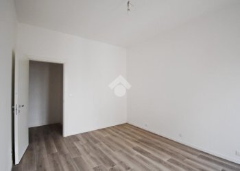 Apartment Corso massimo d'azeglio, Ivrea - photo 25