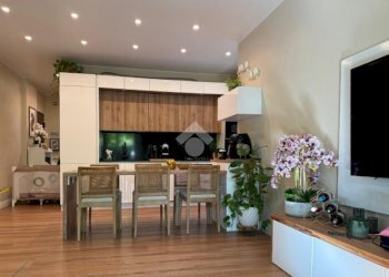 Three-room apartment Via degli Ulivi, Ventimiglia - photo 11
