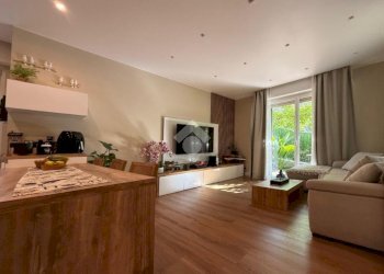 Three-room apartment Via degli Ulivi, Ventimiglia - photo 14