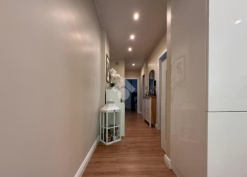Three-room apartment Via degli Ulivi, Ventimiglia - photo 21