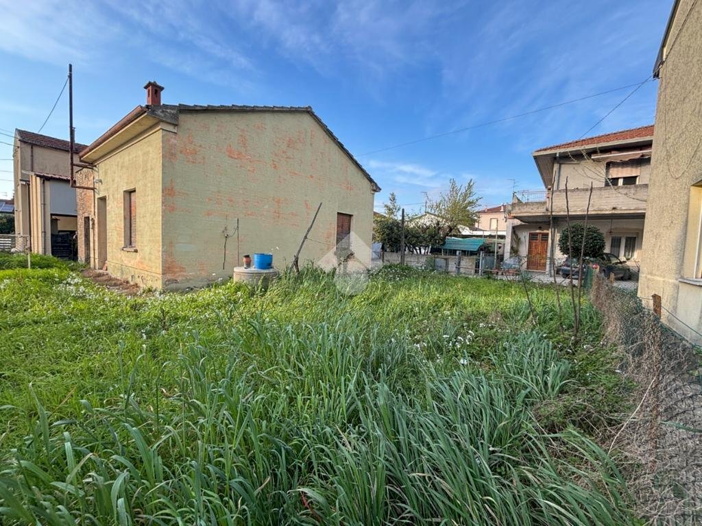 Villa Via violetta, Russi - photo 1