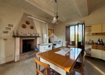 Casa indipendente Frazione Quartino, Calamandrana - foto 6