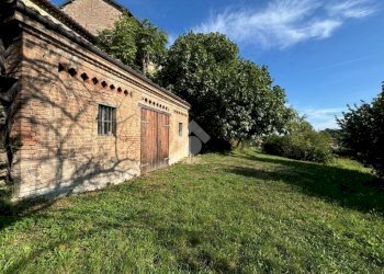 Casa indipendente Frazione Quartino, Calamandrana - foto 23
