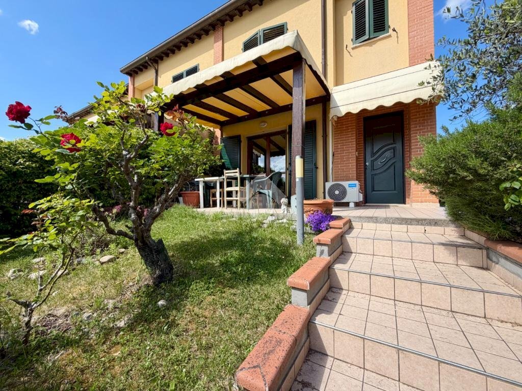 Villa a Schiera Via Papa Giovanni Paolo II, Sogliano al Rubicone - foto 1