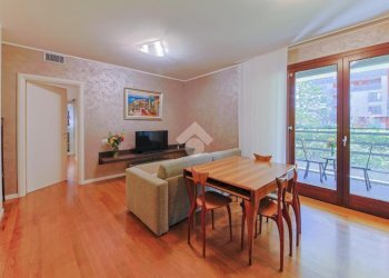 Three-room apartment Viale Sarca, Milano (neighborhood Bicocca) - photo 2