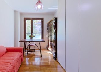 Three-room apartment Viale Sarca, Milano (neighborhood Bicocca) - photo 8