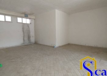 Foto 6 - Warehouse VIA GALATINA, Santa Maria Capua Vetere - photo 6
