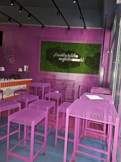 Foto 1 - Commercial Activity Magenta - photo 1