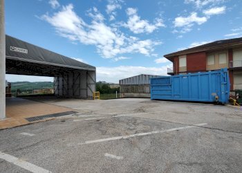 Foto 1 - Shed via adige, Fermo - photo 1