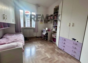 Camera / camera da letto - Semi-detached house Parabiago - photo 7