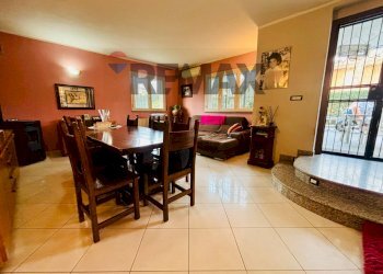 Sala da pranzo - Semi-detached house Parabiago - photo 10