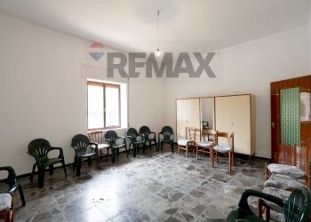 Sala da pranzo - Trilocale Via Magna Grecia
 
15, Roseto Capo Spulico - foto 3