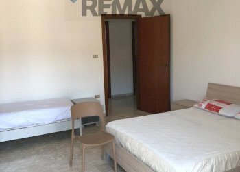 Camera / camera da letto - Appartamento Via Magna Grecia
 
14, Roseto Capo Spulico - foto 20