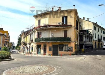Edificio all\'aperto - Two-room apartment Via Gian Pietro Porro
 
23, Induno Olona - photo 20