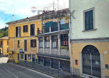 Edificio all\'aperto - Two-room apartment Via Gian Pietro Porro
 
23, Induno Olona - photo 22