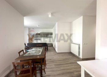 Sala da pranzo - Appartamento Via Scesa Valli
 
55, Villa Santa Maria - foto 11