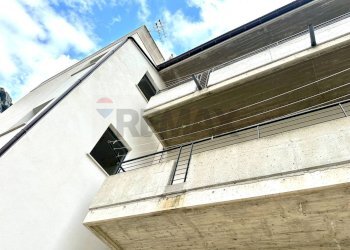 Casa all\'aperto - Appartamento Via Scesa Valli
 
55, Villa Santa Maria - foto 37