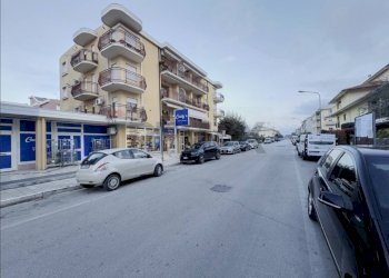 Edificio all\'aperto - Apartment Via Bachelet
 
28, Fossacesia - photo 3