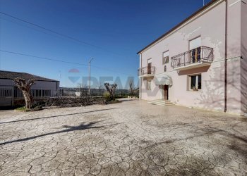 Casa all\'aperto - Casa indipendente Via Frisa
 
28, Lanciano - foto 9