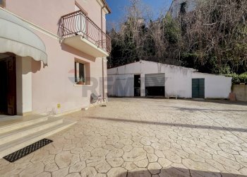 Casa all\'aperto - Casa indipendente Via Frisa
 
28, Lanciano - foto 38