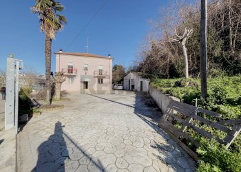 Casa all\'aperto - Casa indipendente Via Frisa
 
28, Lanciano - foto 41