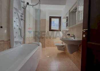 Bagno - Two-room apartment Casoli - photo 17