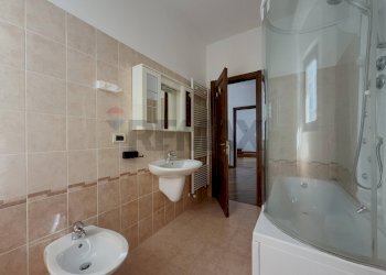 Bagno - Two-room apartment Casoli - photo 19