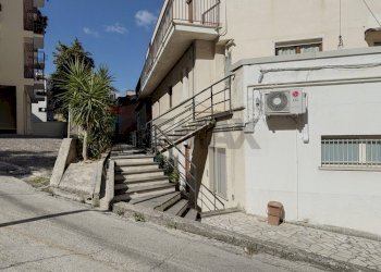 Edificio all\'aperto - Two-room apartment Casoli - photo 20