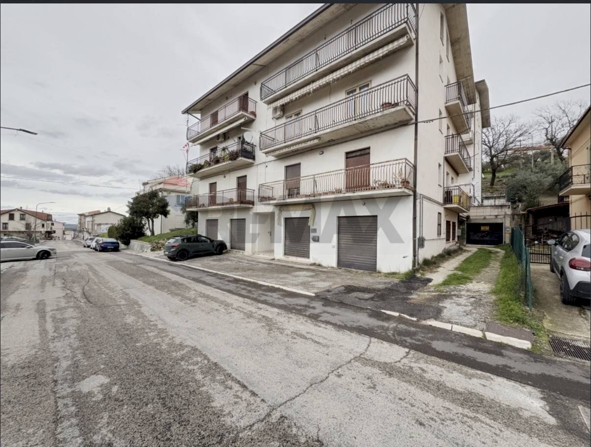Edificio all\'aperto - Appartamento Altino - foto 2