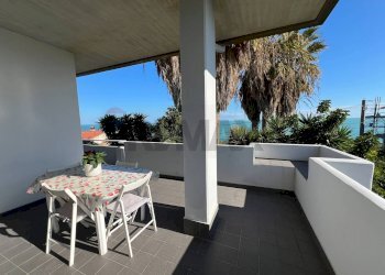 Terrazza - Casa semi indipendente Contrada Vallevò
 
175, Rocca San Giovanni - foto 20