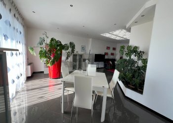 Sala da pranzo - Casa semi indipendente Contrada Vallevò
 
175, Rocca San Giovanni - foto 37