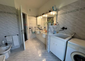 Bagno - Casa semi indipendente Contrada Vallevò
 
175, Rocca San Giovanni - foto 50