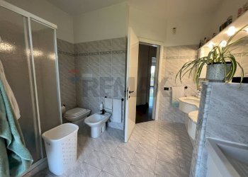 Bagno - Casa semi indipendente Contrada Vallevò
 
175, Rocca San Giovanni - foto 51
